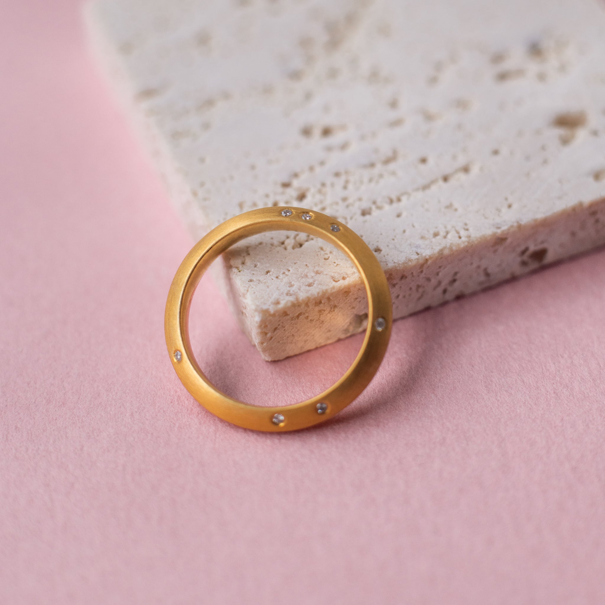 Ring Gold Light & Shadow